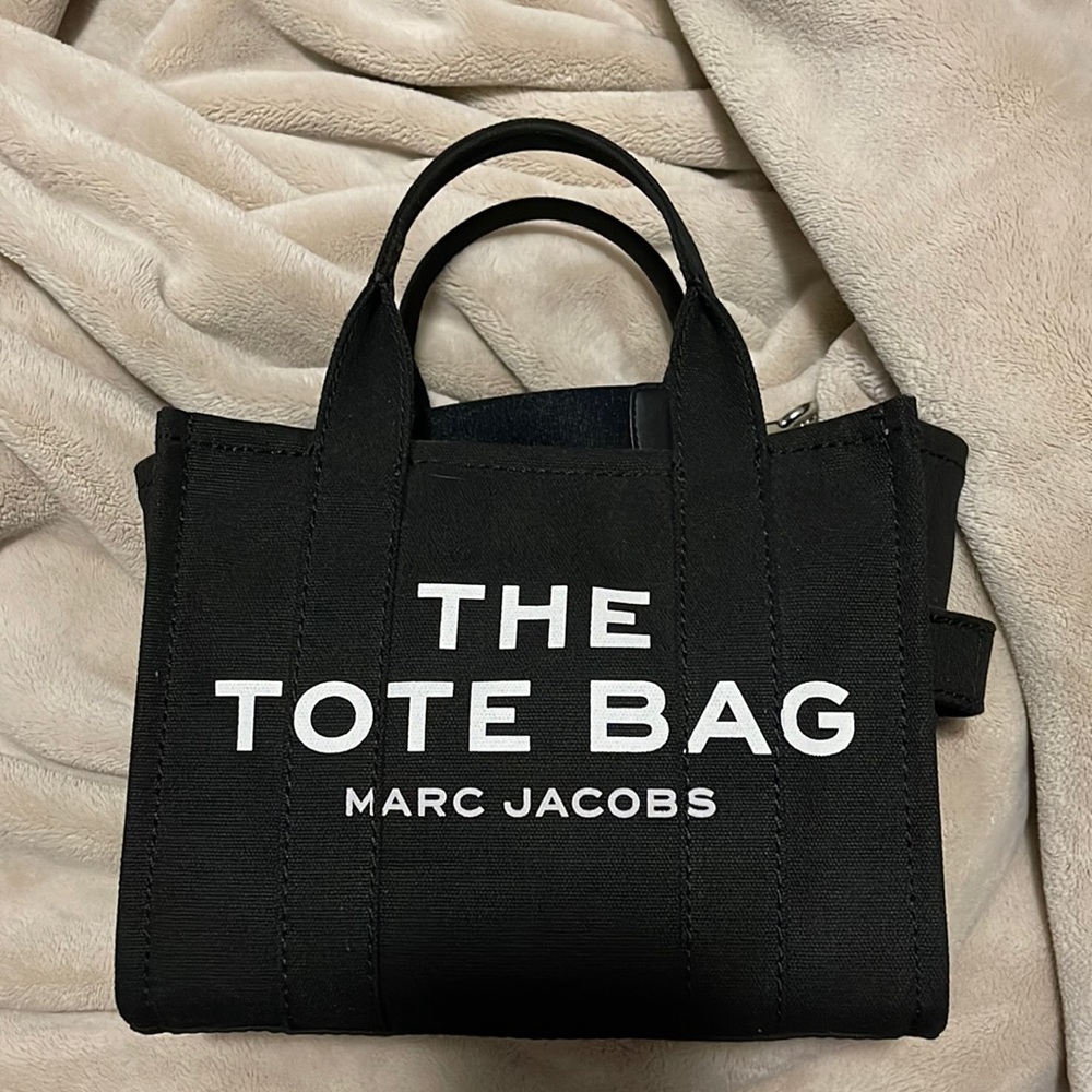 Marc Jacobs The Tote Bag Mini